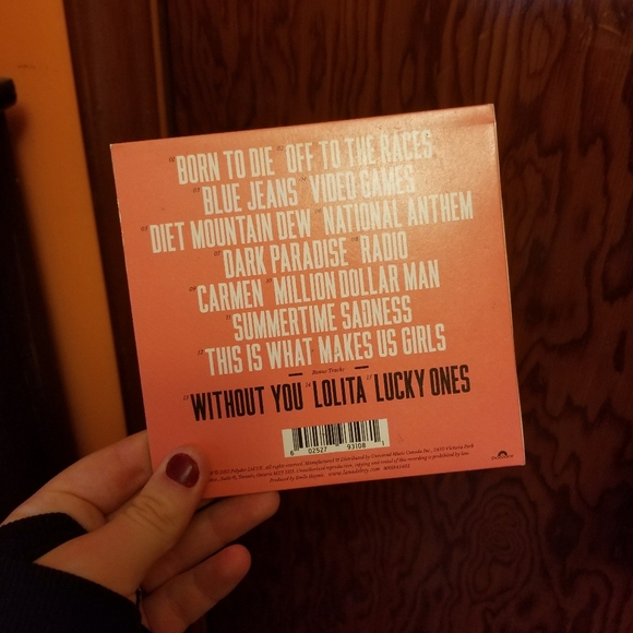 ๐ 3/$25 Lana Del Rey Born to Die Album CD - Picture 2 of 2